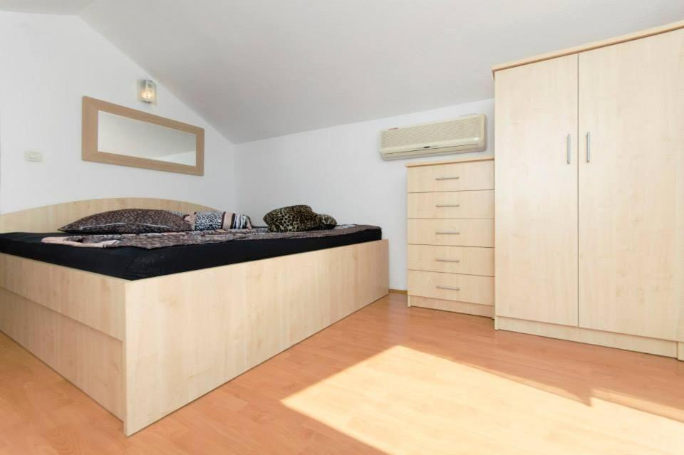 Rozy Apartmán Drašnice